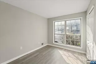 28 Boston Ct, Newark, NJ 07103 - Photo 19
