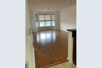 526 Bushes Lane, Elmwood Park, NJ 07407 - Photo 9