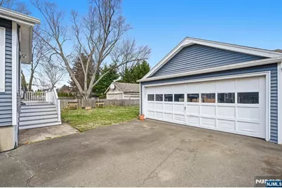 179 Buena Vista Avenue, Hawthorne, NJ 07506 - Photo 31