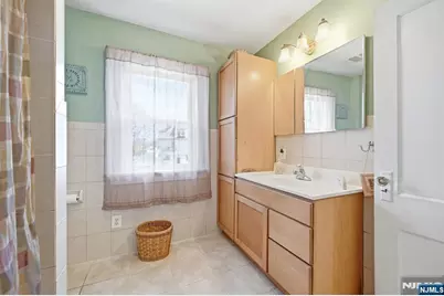179 Buena Vista Avenue, Hawthorne, NJ 07506 - Photo 25