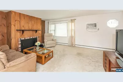237 Skyline Lake Drive, Ringwood, NJ 07456 - Photo 15
