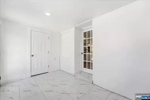 301 N Grove St, East Orange, NJ 07017 - Photo 11