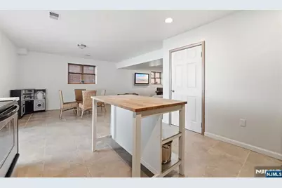 16 Arlington Boulevard, North Arlington, NJ 07031 - Photo 29