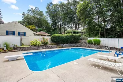 180 Rafkind Road, Bloomingdale, NJ 07403 - Photo 29