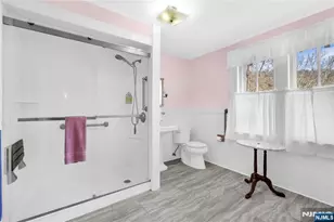 15 Deerhaven Ln, Jefferson Township, NJ 07435 - Photo 33