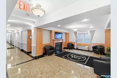 70 S Munn Avenue 202 #202, East Orange, NJ 07018 - Photo 17
