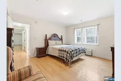 70 S Munn Avenue 202 #202, East Orange, NJ 07018 - Photo 9