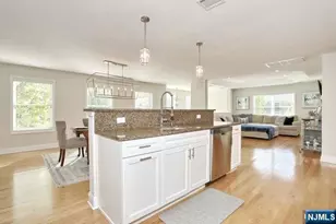 802 Whitney Ln, Allendale, NJ 07401 - Photo 11