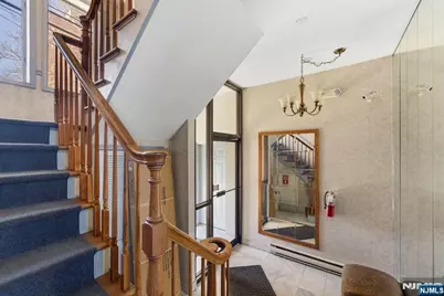144 70th Street 1E #1E, Guttenberg, NJ 07093 - Photo 17