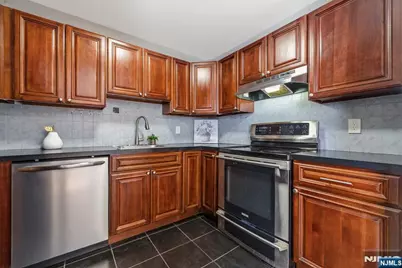 144 70th Street 1E #1E, Guttenberg, NJ 07093 - Photo 7