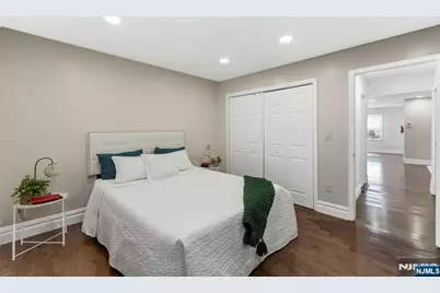 144 70th Street 1E #1E, Guttenberg, NJ 07093 - Photo 11