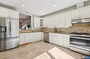 422 Hillside Ave 5, Palisades Park, NJ 07650 - Photo 13