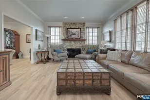 4 Reiher Ct, West Caldwell, NJ 07006 - Photo 17