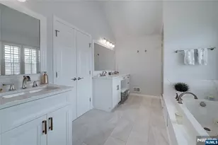 4 Reiher Ct, West Caldwell, NJ 07006 - Photo 25