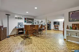 28 William St, Rochelle Park Township, NJ 07662 - Photo 17