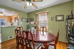28 William St, Rochelle Park Township, NJ 07662 - Photo 9