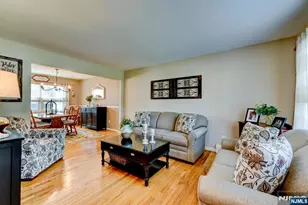 8 Loretta Ln, Jefferson Township, NJ 07438 - Photo 3