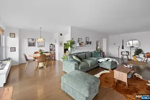 2077 Center Ave 7G, Fort Lee, NJ 07024 - Photo 5