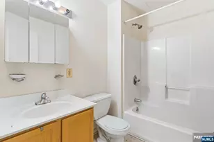 94 19th Ave, Newark, NJ 07103 - Photo 13