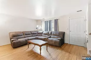 94 19th Ave, Newark, NJ 07103 - Photo 3