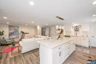 440 Yuhas Dr, Paramus, NJ 07652 - Photo 17