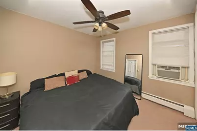 236 Rochelle Avenue, Rochelle Park Township, NJ 07662 - Photo 17