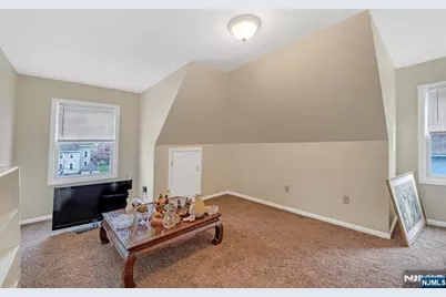 60 Hawthorne Avenue, East Orange, NJ 07018 - Photo 31