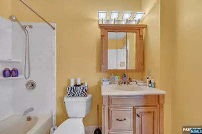 60 Hawthorne Avenue, East Orange, NJ 07018 - Photo 17