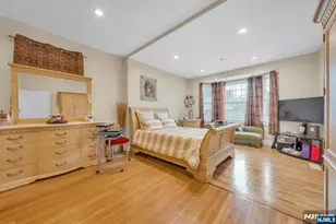 60 Hawthorne Ave, East Orange, NJ 07018 - Photo 11