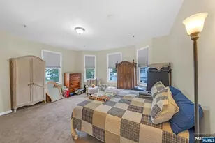 60 Hawthorne Ave, East Orange, NJ 07018 - Photo 27