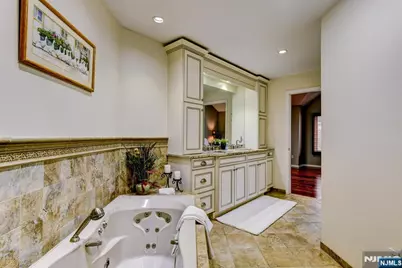 12 Aynsley Court, Montville Township, NJ 07045 - Photo 37