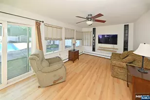 138 E Magnolia Ave, Maywood, NJ 07607 - Photo 13