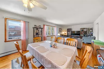 452 Commercial Avenue, Cliffside Park, NJ 07010 - Photo 9