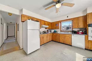 452 Commercial Ave, Cliffside Park, NJ 07010 - Photo 19