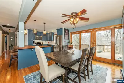 104 W Lionshead Drive, Wayne, NJ 07470 - Photo 9
