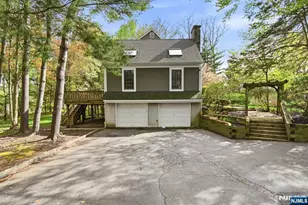 7 Trotters Ln, Mahwah, NJ 07430 - Photo 33