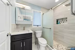 224 Warren Ave A, Fort Lee, NJ 07024 - Photo 17