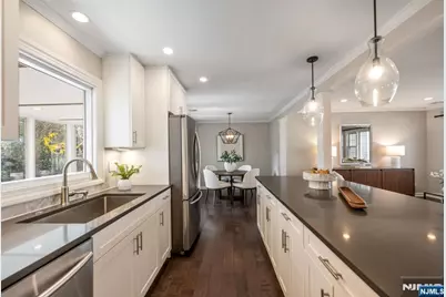 28 Princeton Place, Glen Rock, NJ 07452 - Photo 9