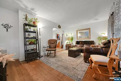 113 Lake Street, Bergenfield, NJ 07621 - Photo 5