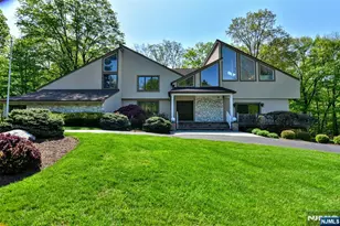 10 Mallard Run, Upper Saddle River, NJ 07458 - Photo 1