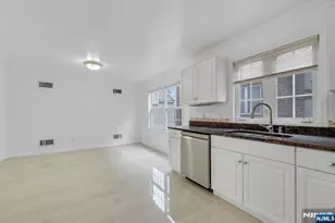 29 Prospect St, Palisades Park, NJ 07650 - Photo 15