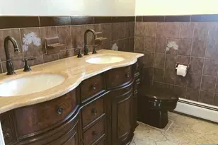 200 Larch Ave, Teaneck Township, NJ 07666 - Photo 15
