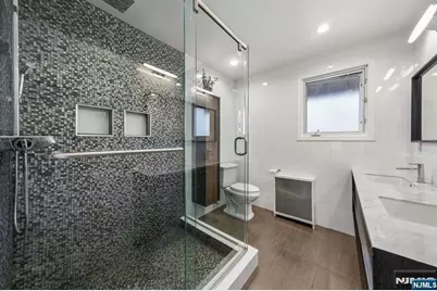 453 Fort Lee Road, Leonia, NJ 07605 - Photo 15