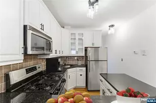 211 14th Street 3R, Hoboken, NJ 07030 - Photo 9