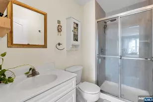 241 Union Street 302, Hackensack, NJ 07601 - Photo 15