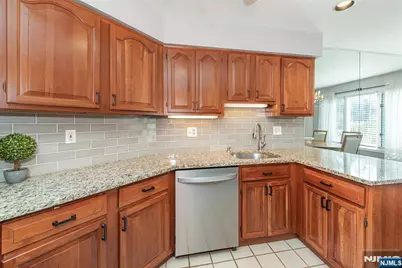 2 Tulip Crescent 1A #1A, Little Falls Township, NJ 07424 - Photo 5