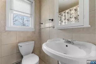 537 Rogers Dr, Roxbury Township, NJ 07850 - Photo 17