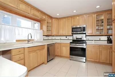 67 Dumont Avenue, Dumont, NJ 07628 - Photo 25