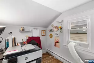 38 Hinsdale Pl, Newark, NJ 07104 - Photo 21