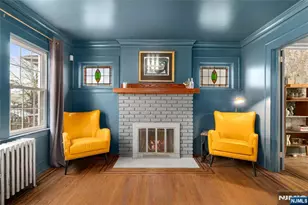 38 Hinsdale Pl, Newark, NJ 07104 - Photo 3